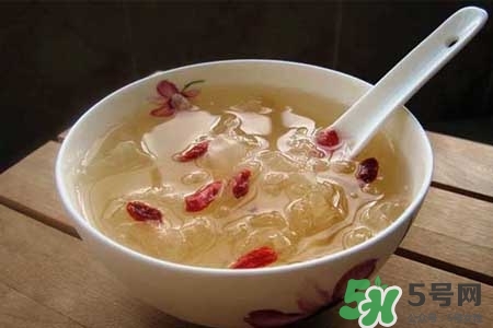銀耳紅棗湯能天天吃嗎？銀耳紅棗湯每天吃有什么好處？