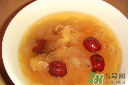 銀耳紅棗湯孕婦能吃嗎？孕婦喝銀耳紅棗湯好嗎？