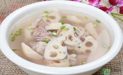 排骨湯可以隔夜喝嗎？隔夜的排骨湯還能喝嗎？