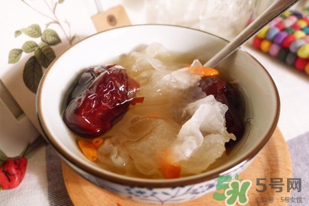 小孩能吃銀耳紅棗湯嗎？寶寶可以喝銀耳紅棗湯嗎？