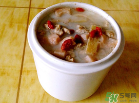 吃完鴨肉可以喝牛奶嗎？鴨肉和牛奶能一起吃嗎？