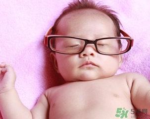 冬季出生的寶寶要準(zhǔn)備些什么？冬季出生的寶寶需要什么？