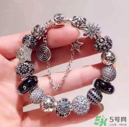 潘多拉的手鐲怎么打開(kāi)？潘多拉的手鐲怎么帶？