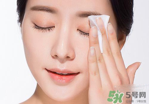 潤膚露可以卸妝嗎？潤膚露怎么卸妝？