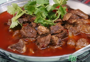 燉牛肉放什么容易爛？牛肉怎么燉好吃又爛？