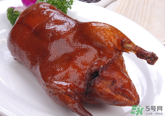 北京烤鴨可以帶上飛機(jī)嗎？坐飛機(jī)可以帶北京烤鴨嗎？