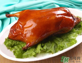?烤鴨和柿子能一起吃嗎？吃完烤鴨能吃柿子嗎？