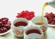 女人血?dú)獠蛔阍趺凑{(diào)理？氣血不足最有效的三個(gè)妙招