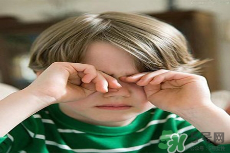 孩子為什么老眨眼睛？孩子總眨眼睛怎么回事？