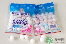 樟腦丸對蟑螂有用嗎？祛除蟑螂的小妙招