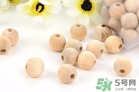 樟腦丸對蟑螂有用嗎？祛除蟑螂的小妙招
