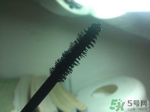 菲詩(shī)小鋪睫毛膏怎么樣？the face shop睫毛膏好用嗎？