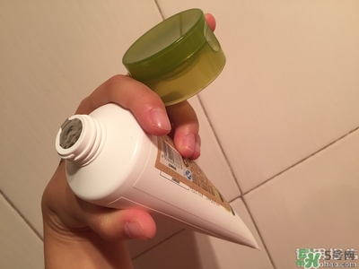 自然樂(lè)園洗面奶怎么用?自然樂(lè)園洗面奶使用方法