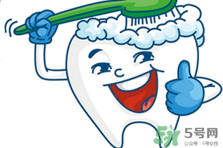 坐月子刷牙怎么辦？坐月子可以用漱口水嗎？