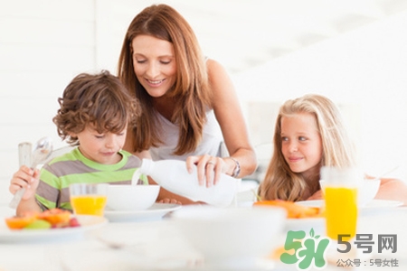 兒童補(bǔ)鋅的食物有哪些？兒童補(bǔ)鋅吃什么好？