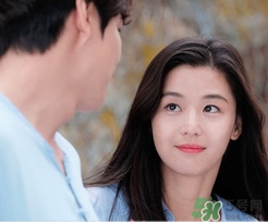 人魚色口紅什么牌子好？人魚色口紅推薦