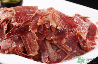 熟羊肉可以冷凍嗎？熟牛肉放冷藏還是冷凍？