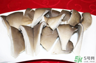 坐月子能吃平菇嗎？坐月子能不能吃平菇？