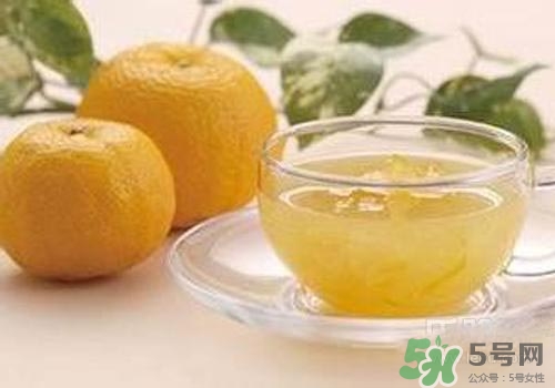 懷孕可以喝蜂蜜柚子茶嗎？蜂蜜柚子茶孕婦可以喝嗎？