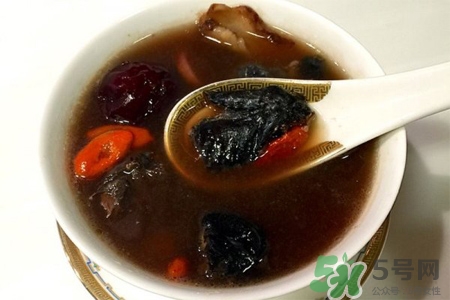 睡眠不好喝什么湯好？失眠喝什么湯好？