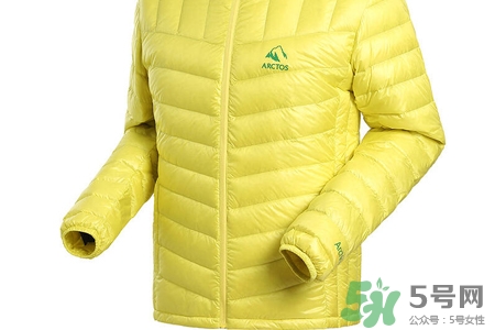 羽絨服和棉服哪個(gè)保暖？羽絨服和棉服的區(qū)別
