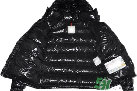 羽絨服和沖鋒衣哪個(gè)保暖？沖鋒衣保暖還是羽絨服保暖？