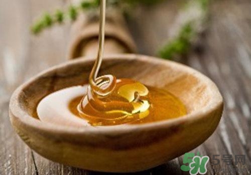 乳腺增生可以喝蜂蜜嗎？乳腺增生喝蜂蜜有用嗎？