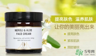 英國(guó)aa網(wǎng)橙花面霜怎么用？英國(guó)aa網(wǎng)橙花面霜怎么樣？