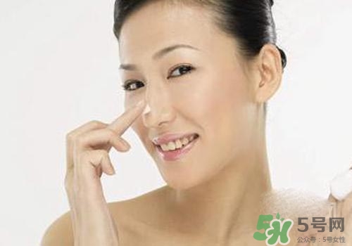 綿羊油可以搽臉嗎？綿羊油可不可以搽臉？