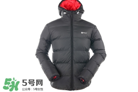 冬天穿皮衣和羽絨服哪個(gè)更保暖？冬天穿皮衣好還是羽絨服好？