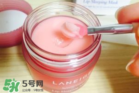 蘭芝唇膜怎么清洗？蘭芝唇膜需要用卸妝水清洗嗎？