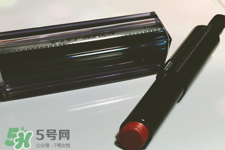 紀(jì)梵希新禁忌之吻唇膏有幾個(gè)顏色？紀(jì)梵希禁忌之吻唇膏新舊區(qū)別