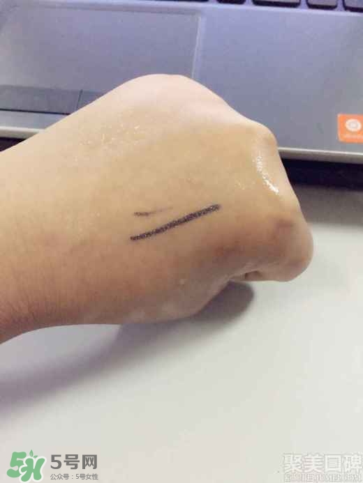 forencos眼線筆怎么用？forencos眼線筆使用方法