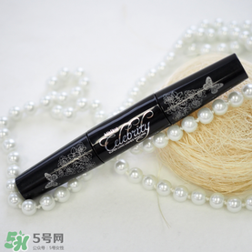 mistine4d睫毛膏紅管黑管區(qū)別 mistine睫毛膏黑管和紅管哪個(gè)好？