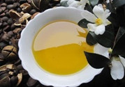 玉米油和葵花籽油哪個(gè)好?哪個(gè)更好吃