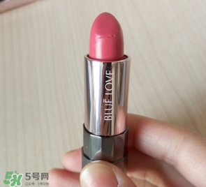 藍(lán)色之戀口紅有毒嗎？藍(lán)色之戀口紅安全嗎？