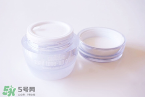 素顏霜有防曬功能嗎？素顏霜能防曬嗎？