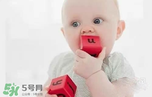 寶寶喜歡撞頭是怎么回事？寶寶喜歡撞頭怎么辦？