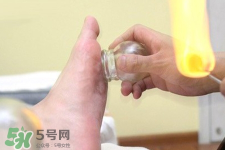 冬天拔火罐能減肥嗎？拔火罐什么季節(jié)減肥效果最好？