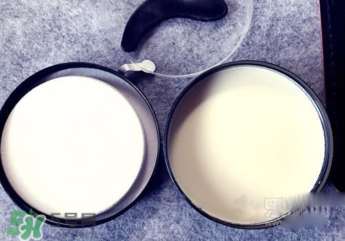 豬油膏和隔離霜哪個(gè)先用？豬油膏的使用步驟