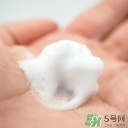 洗顏專(zhuān)科洗面奶怎么樣？洗顏專(zhuān)科洗面奶可以卸妝嗎？