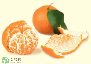新鮮橘子皮能泡水喝嗎？新鮮橘子皮泡水喝的功效