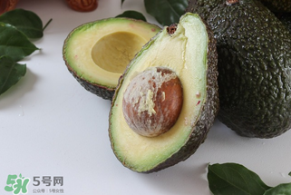 ?牛油果切開后不熟怎么辦？?牛油果沒熟切開了怎么辦？