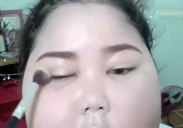 臉胖怎么化妝好看？臉大怎么化妝好看