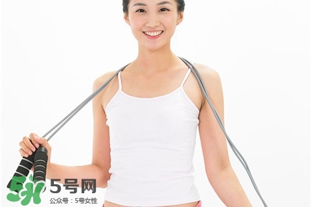 冬天跳繩可以減肥嗎？冬季跳繩瘦身的正確方法