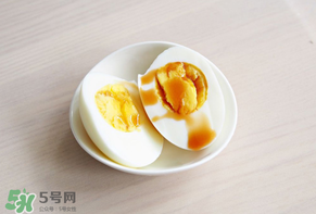 水煮蛋要煮多久？水煮蛋怎么煮不會(huì)破？
