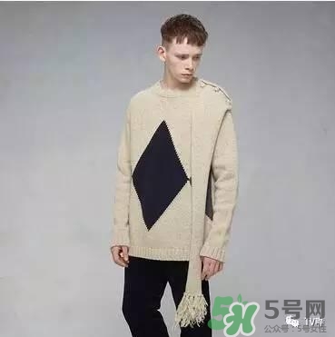 孔劉穿的什么衣服？孔劉衣服同款