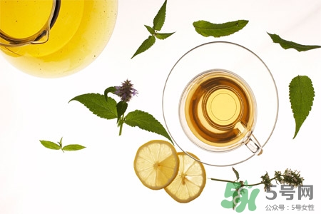 口含茶葉能治口臭嗎？口含茶葉有什么作用？