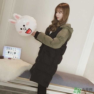小個(gè)子女生適合穿什么羽絨服？個(gè)子矮的女生適合什么羽絨服