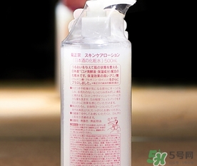 菊正宗化妝水適合什么膚質(zhì)？菊正宗化妝水對(duì)皮膚的刺激性大嗎？